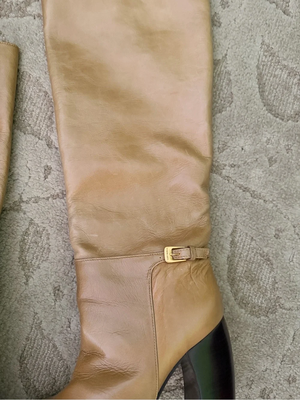 Tory Burch Banana Heel Leather Boots in Butterscotch